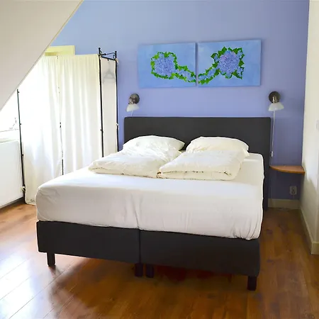 Nieuwesluis Farm stay *
